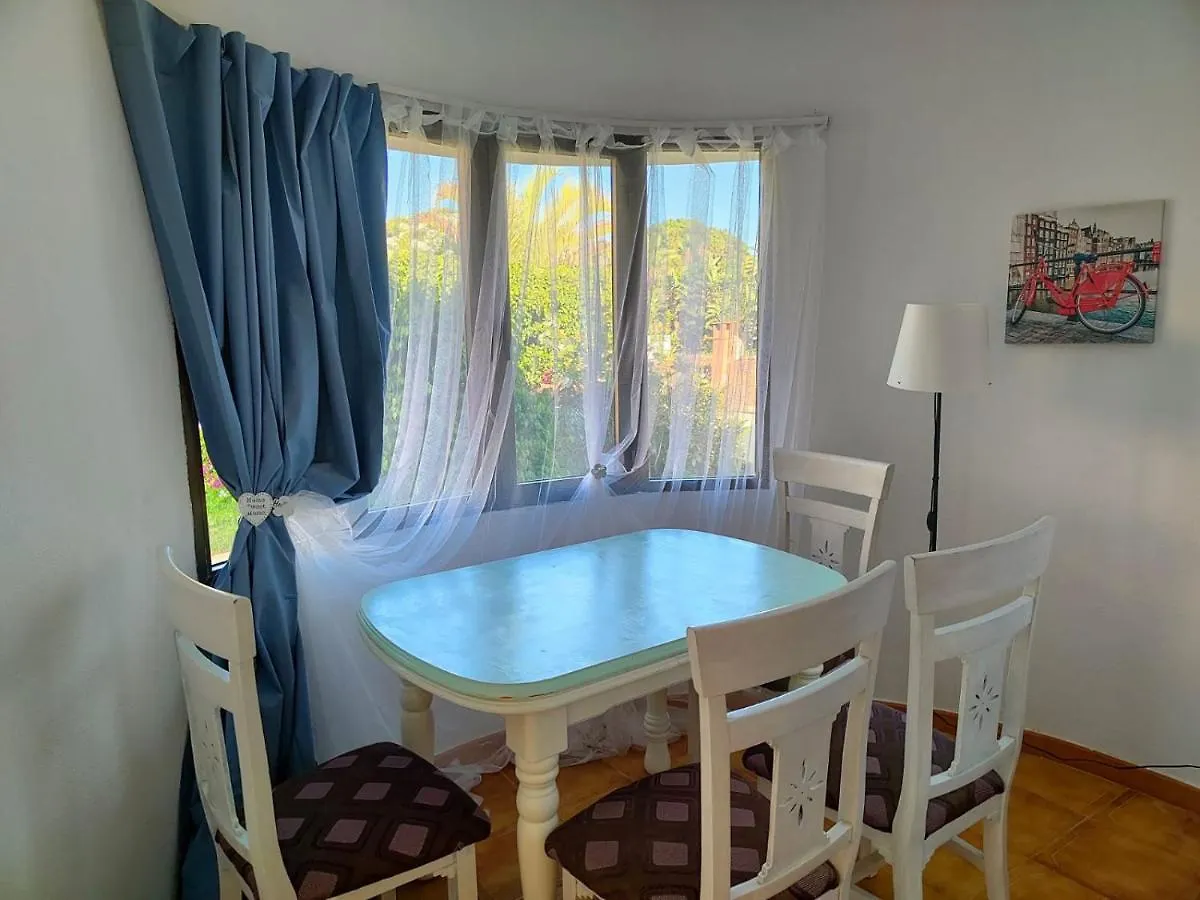 Villa Marbesa 200 M From The Sea!!! Marbella