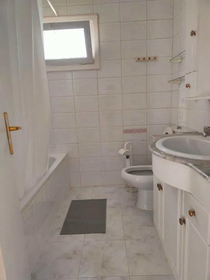 Villa Marbesa 200 M From The Sea!!! Marbella