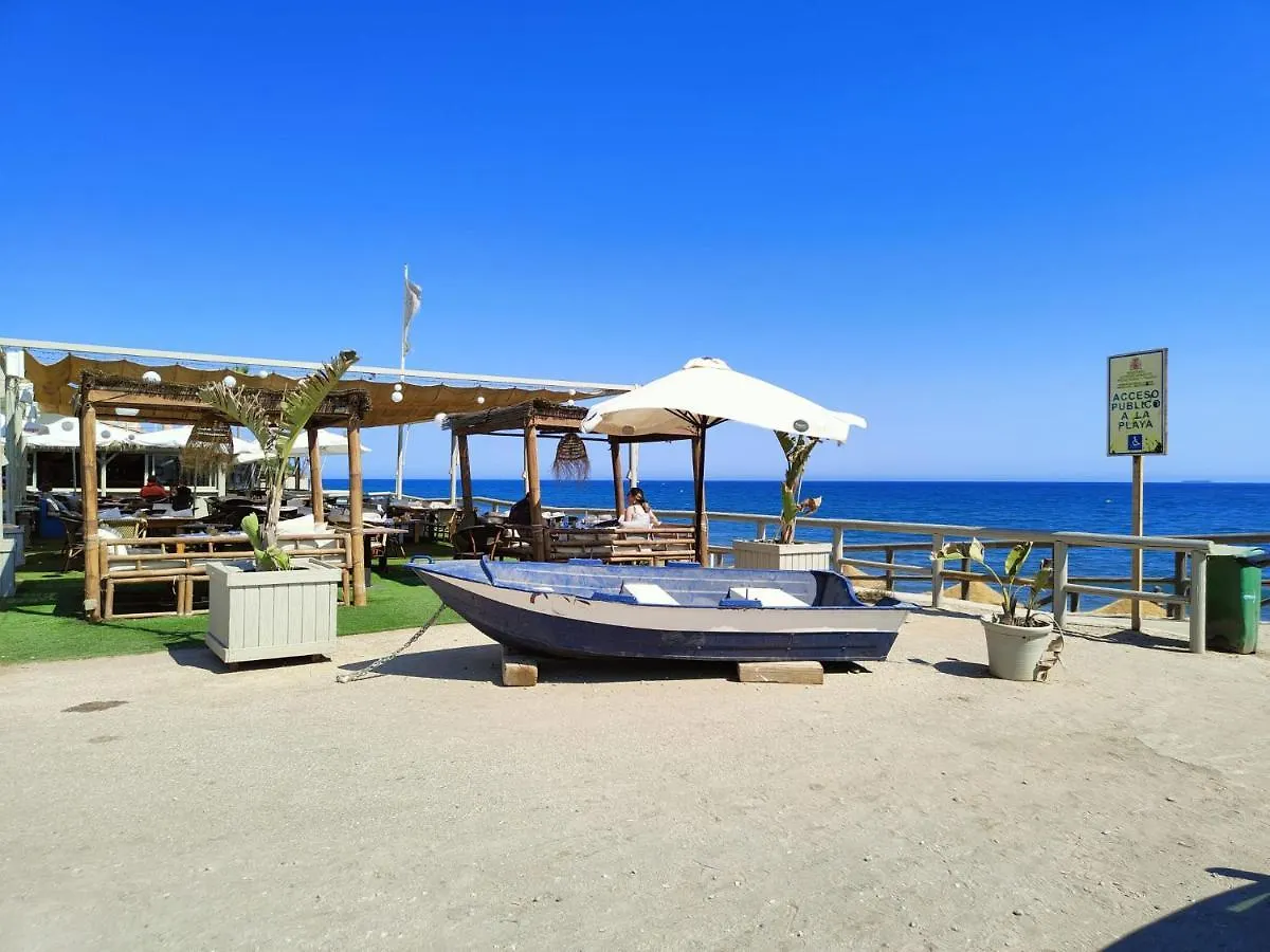 Villa Marbesa 200 M From The Sea!!! Marbella