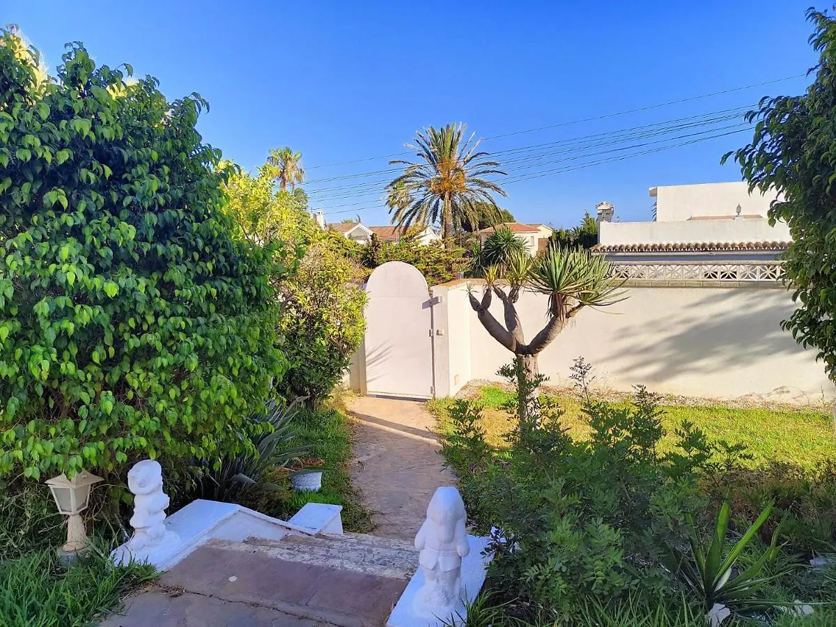 Villa Marbesa 200 M From The Sea!!! Marbella Spain
