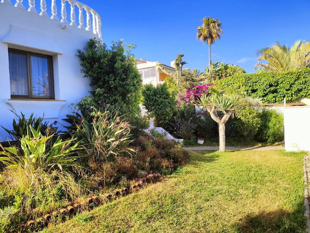 Villa Marbesa 200 M From The Sea!!! Marbella