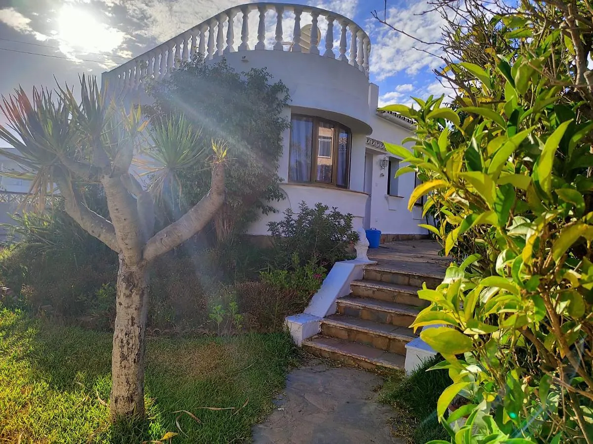 Villa Marbesa 200 M From The Sea!!! Marbella Spain