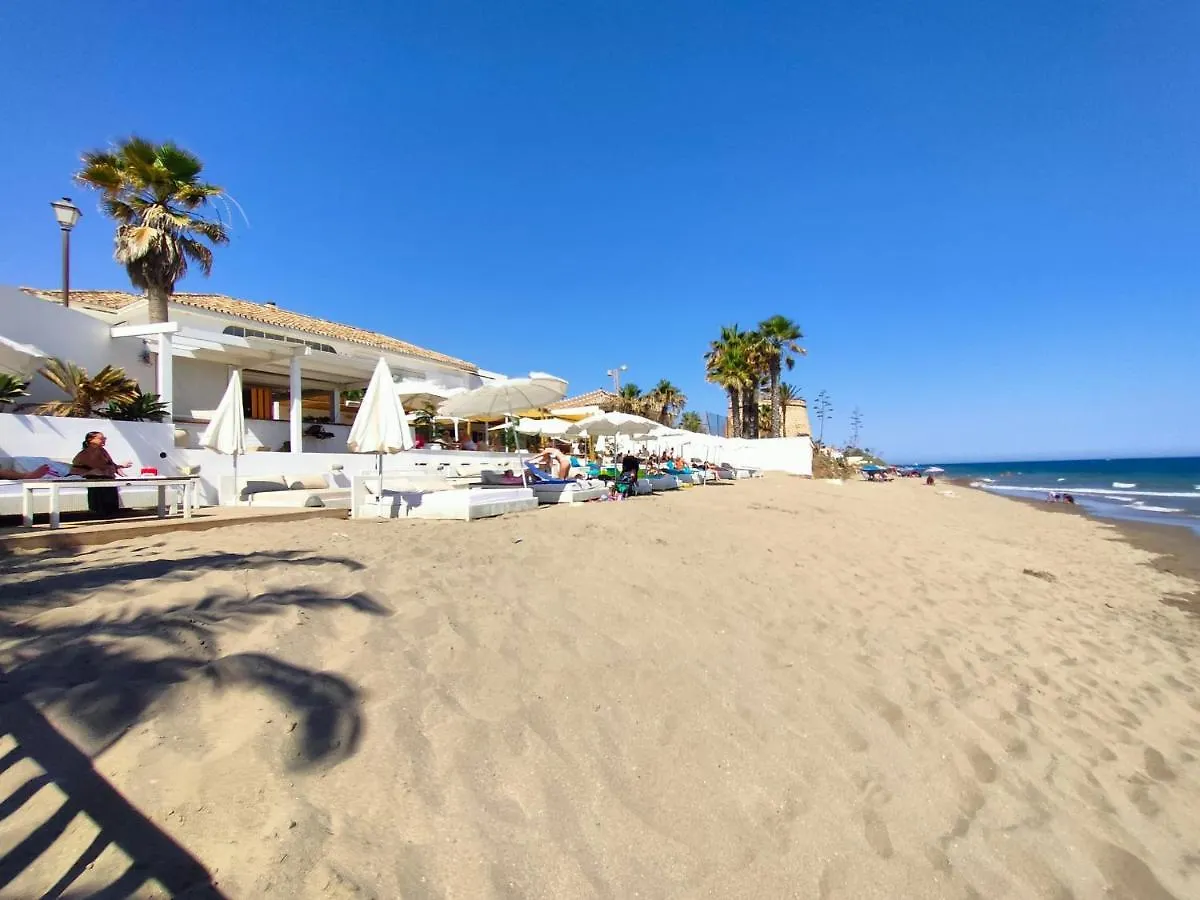 Villa Marbesa 200 M From The Sea!!! Marbella